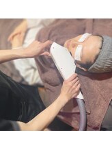 サロンドウルス(salon de ours)