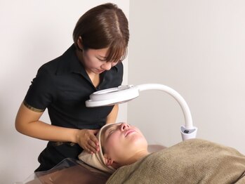 テラピ 藤江店/毛穴エクストラクションプロ在中