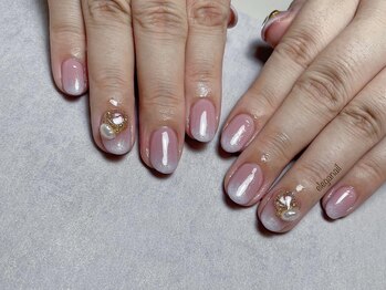 自爪風*白グラデーションネイル