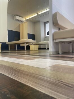 かなれ整骨院/もみほぐし/アロマ/足ツボ/整体