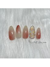 イリゼ(iriser)/桃ネイル