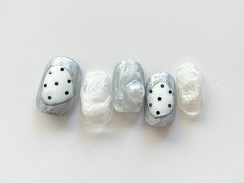 ユノ フィオーレ(Juno fiore)/シルバー×ドット柄