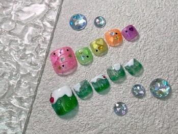 カルテット(quartetto)の写真/夏は足元もおしゃれに♪フットネイルでお気に入りのサンダルが似合う足元へ★ハンド・フット同時施術可◎