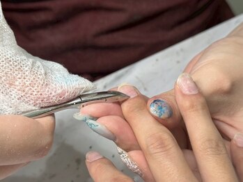 ネイルマン 新宿店(Nail Man)/３．甘皮処理