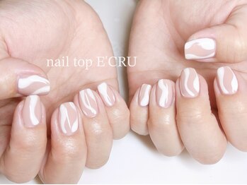 ネイルトップエクル(nail top E CRU)の写真/《新メニュー★剥がせるジェルネイル》初めての方や短期間だけ楽しみたい方に♪カラーは約500種類から◎