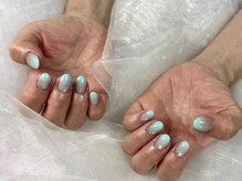 ヒラソルネイル(Girasol nail)/マグベースのグラデーション