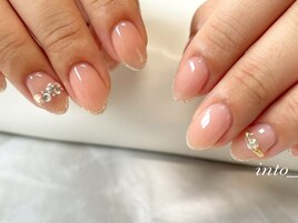 細フレンチ　ラメ　リングネイル