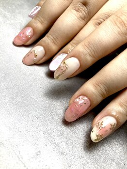 ラキネイル(LAKI Nail)/ニュアンスネイル×チークネイル