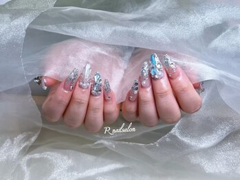 アール ネイルサロン/チップ長さだし9080