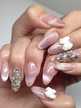 ネイルハピネス(Nail Happiness)の写真/ハレの日を彩る豪華な指先へ☆ブライダルやイベントに「映える」アートやデザインで主役級のお手元を♪