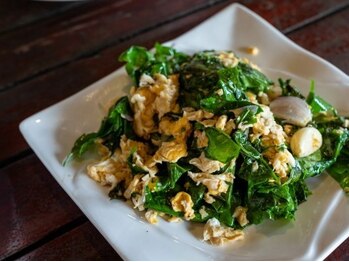 アジアンリラクゼーション ヴィラ 大橋店(asian relaxation villa)/タイ料理:バイリアンパットカイ