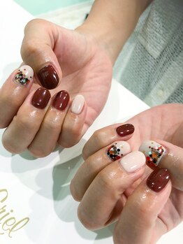 スリール(Sriel)/ハンド定額7980円