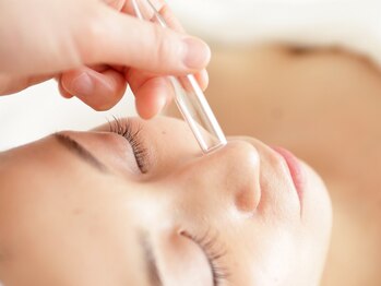 イーズ 大丸東京店/ ≪フェイシャル:毛穴≫