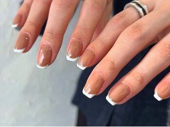 アドレ 横浜店(Adorer)の写真/追加料金の少ないシンプルな料金設定♪自店他店どちらもオフ無料☆全メニューパラジェル使用で爪に優しい!