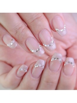 ピオニーネイル(peony nail)/ビジューフレンチ