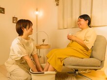 くるまゆの雰囲気（全てのコースに足湯が付いてきます。足元から全身ポカポカに）