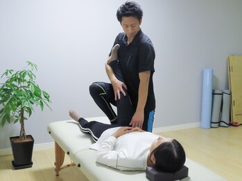 ブループリントピラティス/もも裏のストレッチ