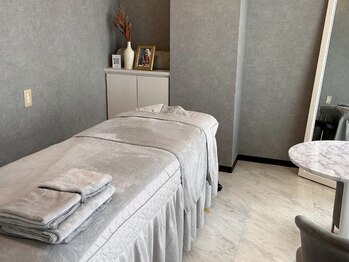 バストアップ専門店 ウェルバスト 福岡天神店(Well Bust)/芸能人も通うお忍びサロン♪