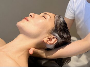 ヒトトイロ 登戸 向ヶ丘遊園の写真/頭から肩がふっと軽くなるヘッドスパ。登戸/向ヶ丘遊園