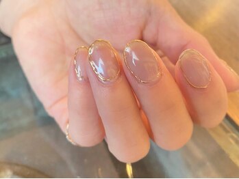 ブランチ(branch)の写真/シンプルの中にもさりげないオシャレネイルで上品さUP♪上品で洗練された指先に仕上げます！