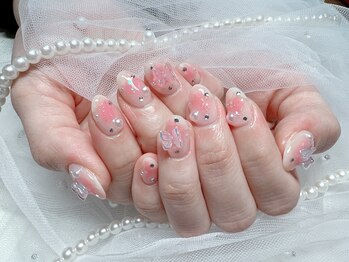 ワンホンチークネイル