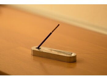 スパ 香炉/和モダンな空間がお出迎え