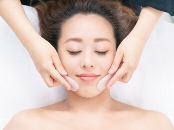 オカオビューティー 枚方市駅前南口店(okao beauty)/【むくみ改善】かっさエステ