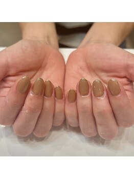 キューセブンネイルラウンジ 与野店(Q7 Nail Lounge)/ワンカラー+ラメライン