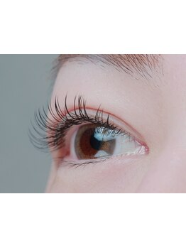 ボリュームのある目元にしたい