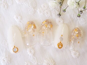 サロン ド ルメルシェ(salon de Remercier)/クリア系ネイルで涼しげに☆