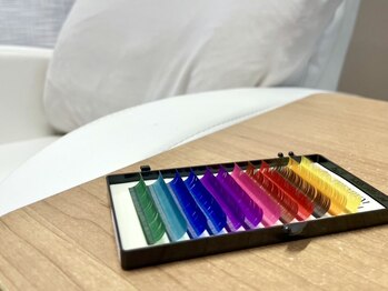 モー 千葉店(Mooo)の写真/豊富なカラーをご用意☆季節やイベント、特別な日に合わせて目元を華やかに演出！美しい仕上がりに♪