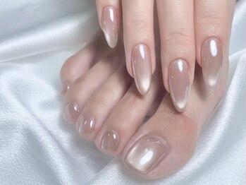 イリゼフルール 代官山店(irisee fleur)の写真/ケアが充実しているフットネイルで足裏や指周りもツルツルに導く贅沢な体験を♪