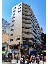 【肩こり・腰痛改善】深層筋整体　深もみサロン柚花/サロンの入っているビル