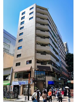 【肩こり・腰痛改善】深層筋整体　深もみサロン柚花/サロンの入っているビル