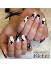 エスフィーネイルサロン リシェル(Esfy nailsalon Richer)/スターネイル