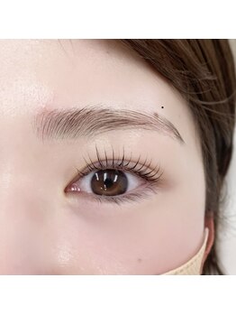 アヴェックアムール 豊田(avec amour)の写真/骨格,なりたい雰囲気に合わせた似合せ眉で話題!豊富な眉メニューでお悩み眉も解消!忙しい朝のメイクも楽に!