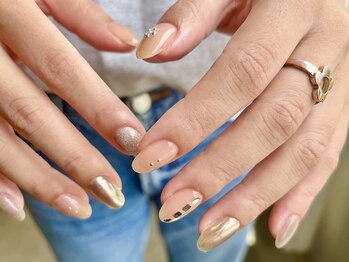 ビューティルーム アム(BEAUTY ROOM amu)/