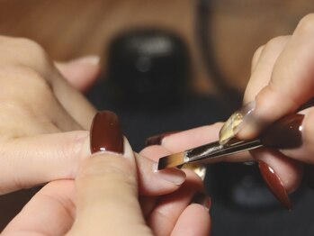 FlooR/フロア/自爪育成/90分art【12/1 OPEN（予定）】の写真/丁寧なサポートで自爪育成とネイルアートの両立が魅力☆施術後は担当ネイリストが直接フォローします！