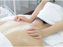 イニジアエリート 池袋店(inizia elite)/背中マッサージ