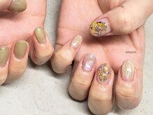 シルニー リム(Silny rim)/アシンメトリーニュアンスネイル