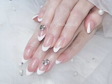 アネラ ネイルズ(Anela_nails)/フレンチ(ベースカラー込み)