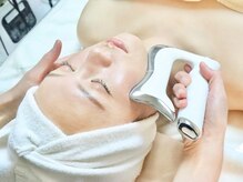 フローラエイトビューティー(FLORA∞ BEAUTY)/ マイクロ波360°小顔矯正エステ