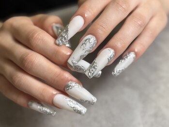 オニカネイル 表参道(ONIKA nail)の写真/最新トレンドが詰まった参考デザイン多数ご用意♪ずっと見ていたくなる指先へ。画像持ち込み大歓迎☆
