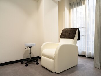 アディクト 大阪梅田店(ADDICT)/[梅田/眉毛/眉毛サロン]