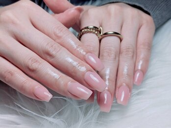 ルナ(Luna)の写真/【オフィス・日常使い◎】指先から品格漂う大人ネイル。肌を綺麗に魅せる絶妙カラーで理想の美爪を叶える♪