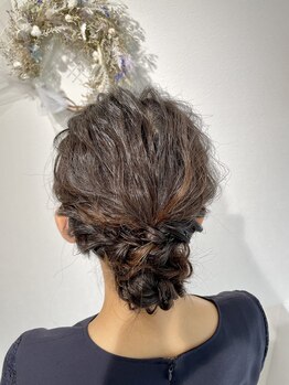 ハッシュタグナウ(#NOW)/ふんわりシニヨン