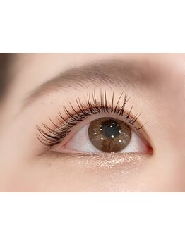 ボリュームのある目元にしたい