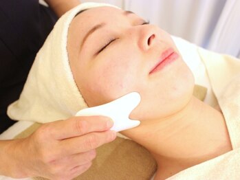 ムウ ヘブン(muu heaven)/フェイシャルマッサージかっさ