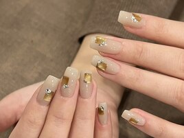 秋冬ネイル　エレガントデザイン