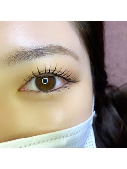 ダズリングビー(Dazzling B)/★ラッシュリフト★